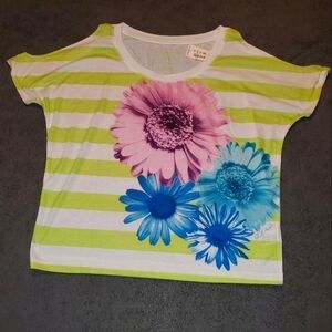 VIBRANT blue and pink flower tee NEW Medium
